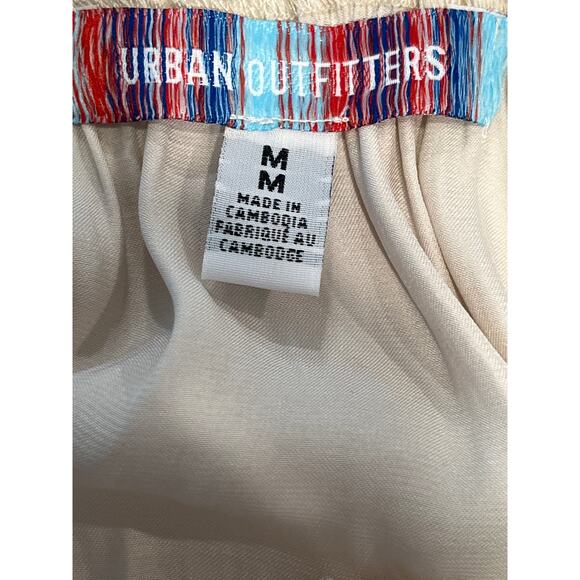 Urban Outfitters Women’s Boho Tuli Lace-Inset Trim Cropped Tank Top Size M Beige - Picture 5 of 5